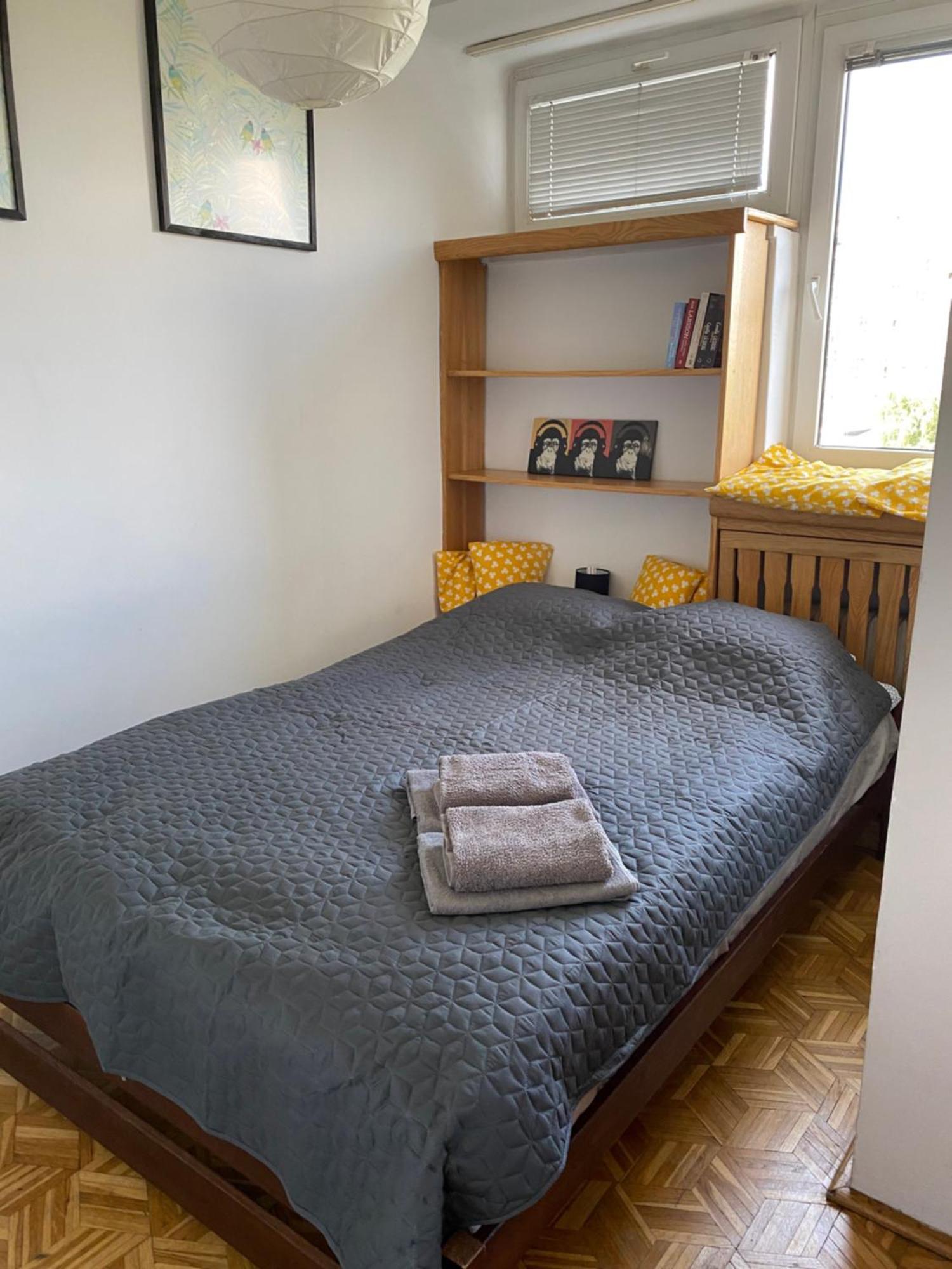 Ohmyhome - Sunny Apartment In City Center Варшава Екстериор снимка